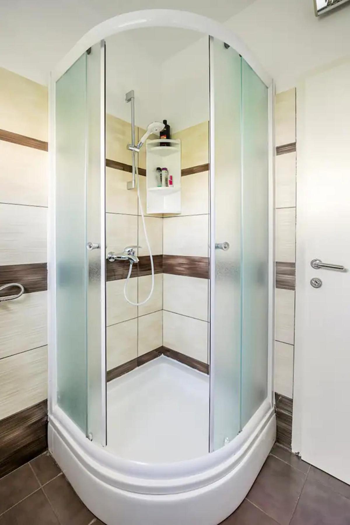 Apartment Tomas,,,Spacious House With Private Parking,Terrace,5G Internet,,,,, ザダル エクステリア 写真